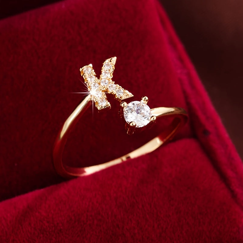 Nova – Moderner offener Ring mit Initiale