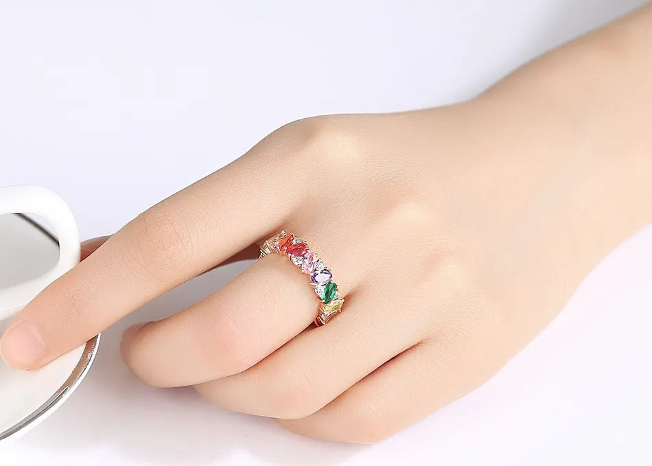 Colette – Regenbogen-Sparkle Statement-Ring