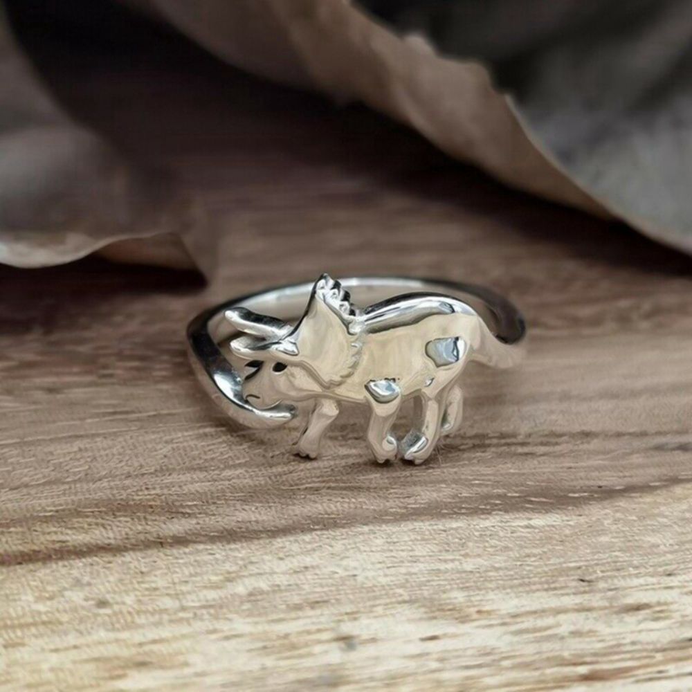 Anpassbarer Dinosaurier Ring mit offenem Design
