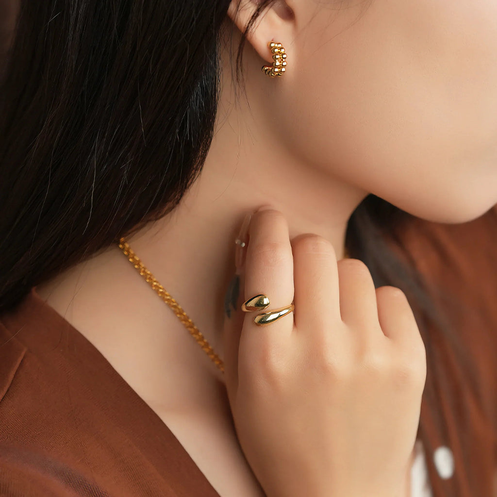 Cora – Ring Gold Minimalistisch Elegant