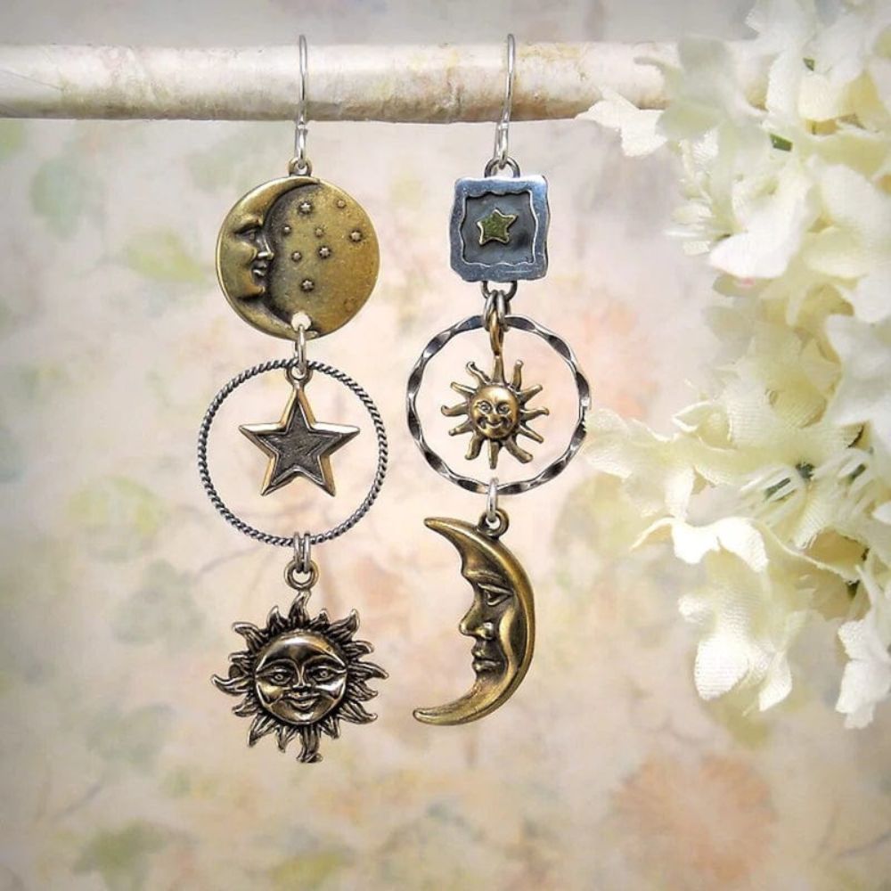 Damen Ohrringe im Mismatch Design mit Sonne und Mond (Paar)