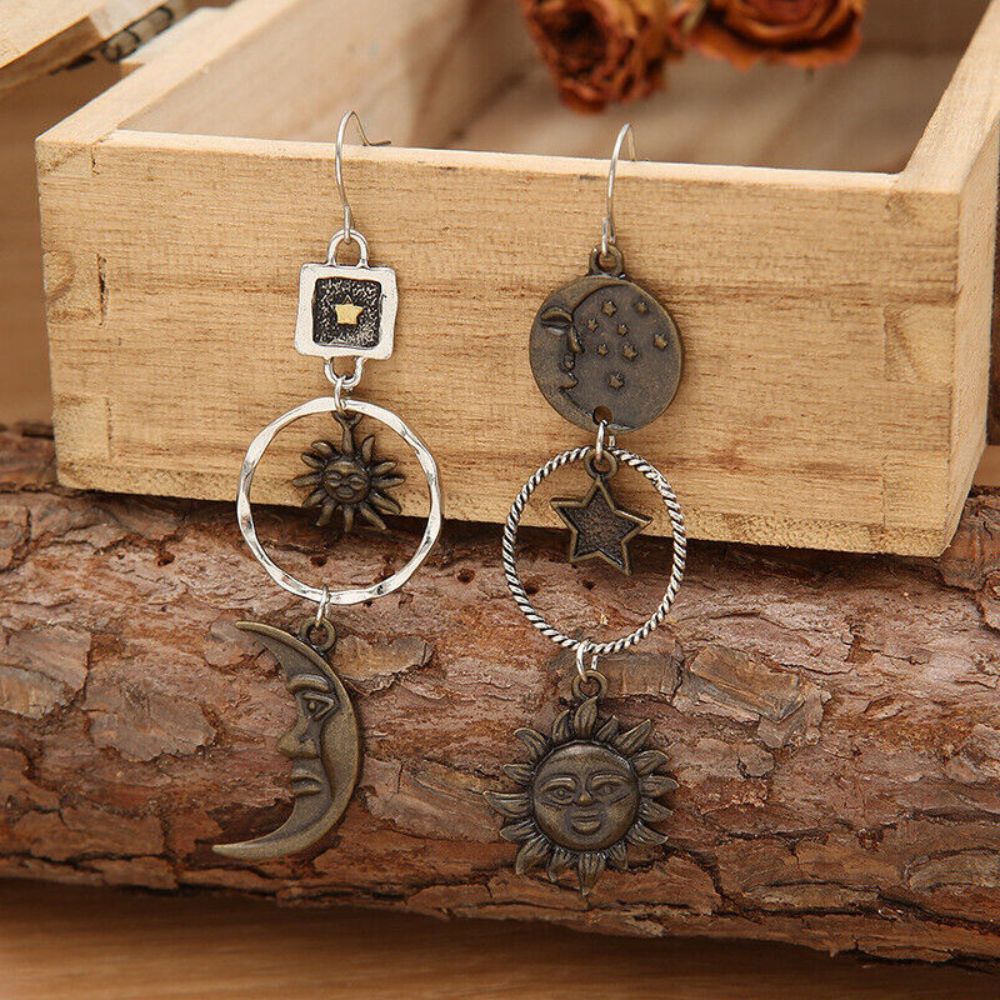 Damen Ohrringe im Mismatch Design mit Sonne und Mond (Paar)
