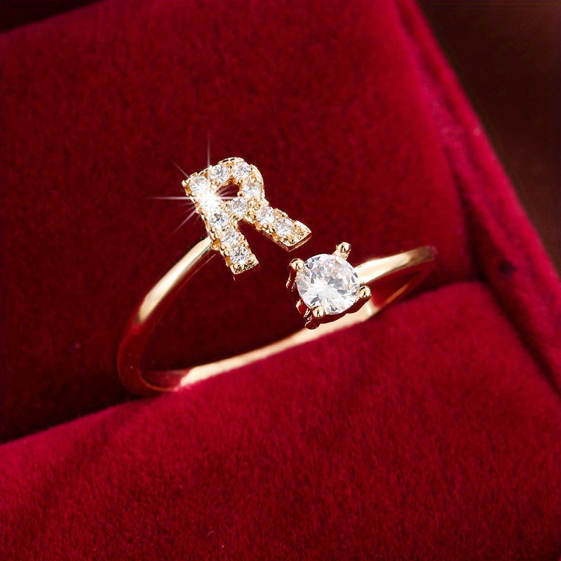 Nova – Moderner offener Ring mit Initiale