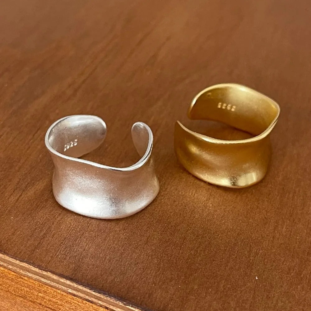 Louna – Boho-Ringe in Gold und Silber mit unregelmäßigen Formen