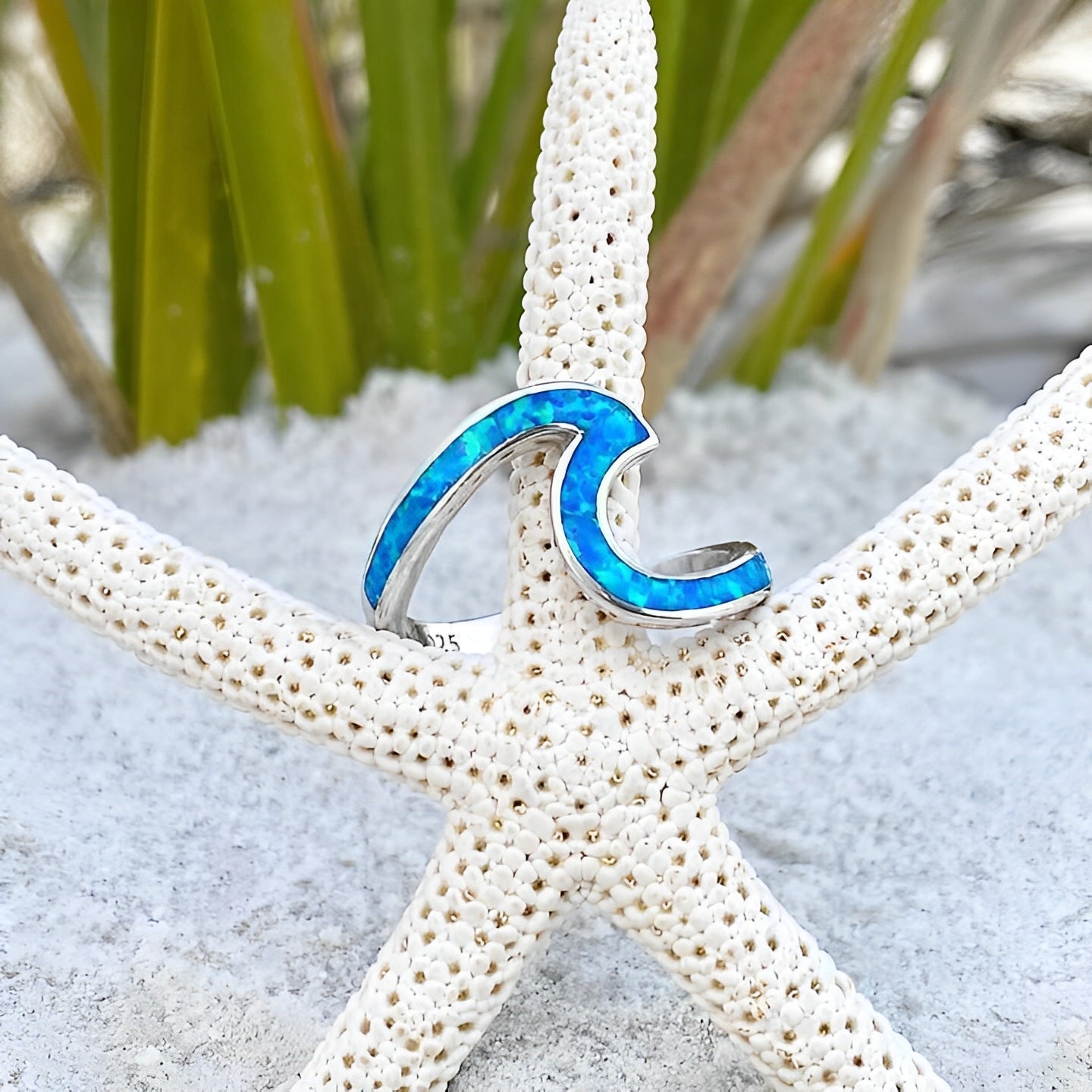 Nerina – Ring Meereswelle in Opal und Silber