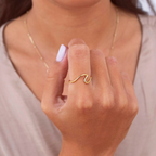 Minimalistischer Wellenring - Silberner Ring in Wellenform
