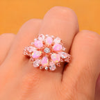 Rian – Eleganter Ring Blume Feueropal