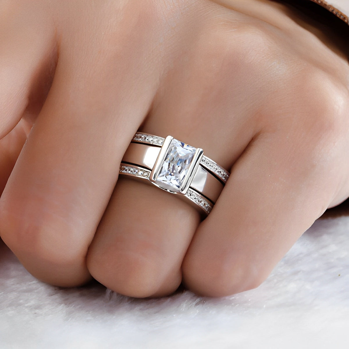 Vivienne – Vintage-Ring mit Eingefasstem Glas
