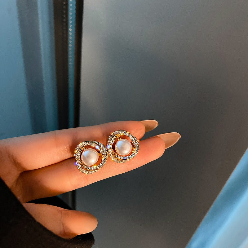 Aveline – Spiralförmige Perlen-Eleganz-Ohrhänger