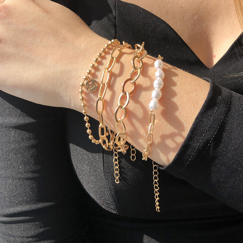 3-teiliges goldenes Perlenarmband - großes Kettenset