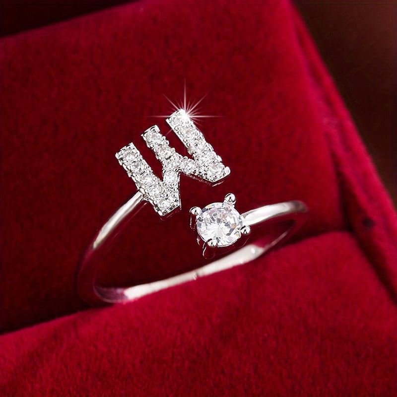 Nova – Moderner offener Ring mit Initiale