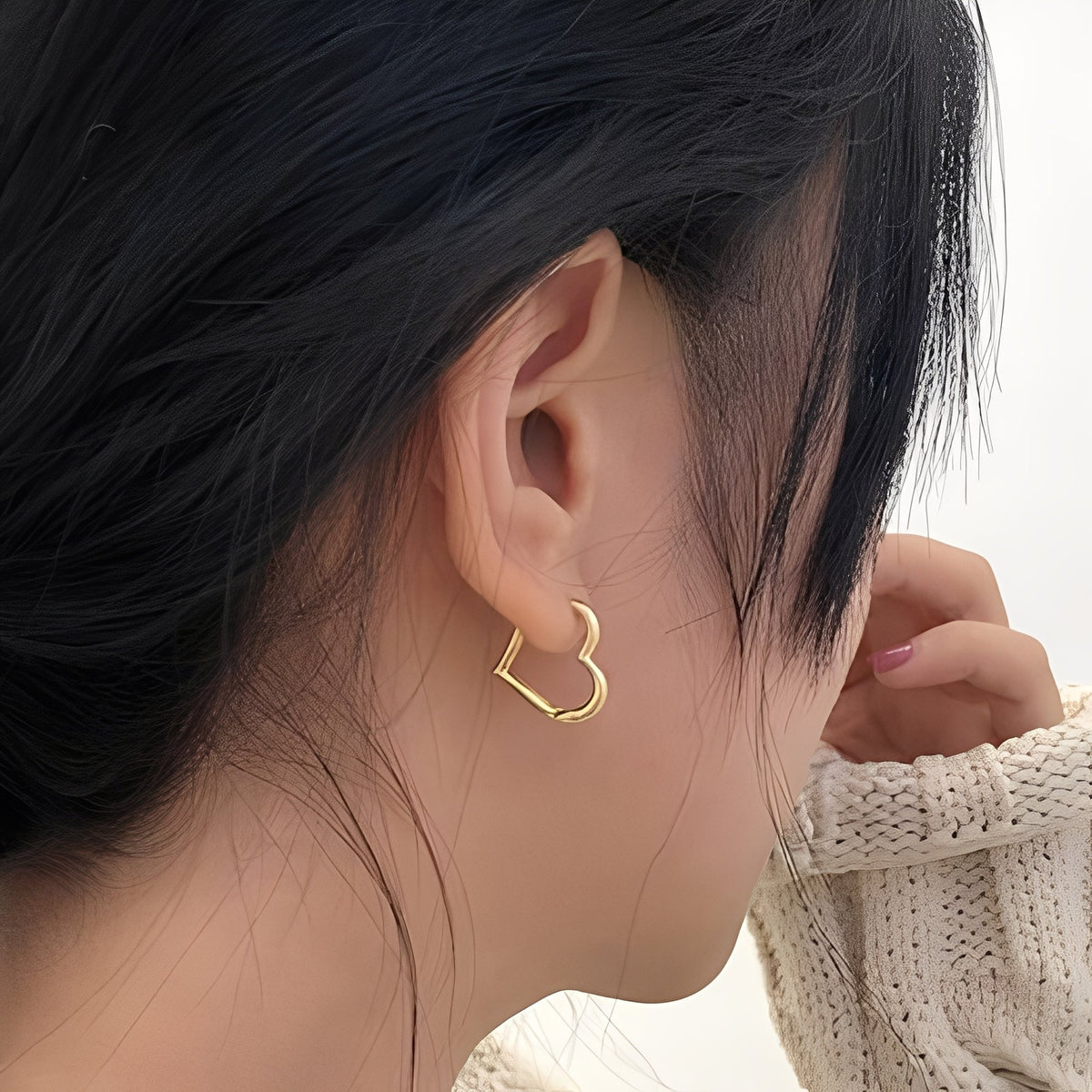 Lena – Kreolen Herz aus Gold (Paar)