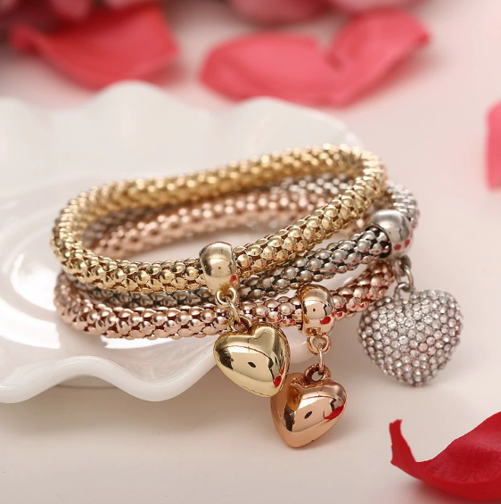 Aria – Armband aus Metall mit festen Herzen