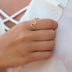 Minimalistischer Wellenring - Silberner Ring in Wellenform