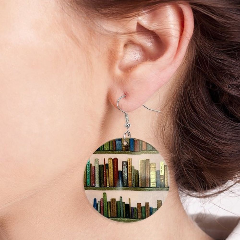 Kettenohrringe für Damen mit Buch- und Bibliotheksmotiven