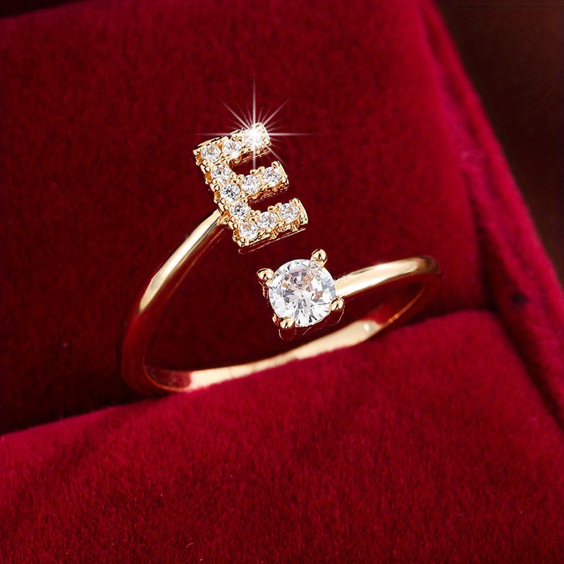 Nova – Moderner offener Ring mit Initiale