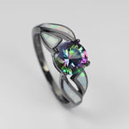 Mirella – Ring mit Regenbogen-Opal und Topas