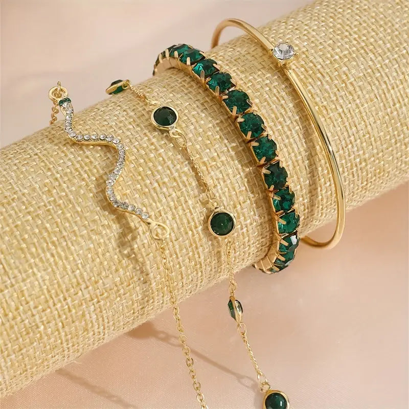 Camille – Set von Stilvollen Armbändern mit Grünen Steinen