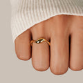 Tarah – Wellenring aus 18K Gold