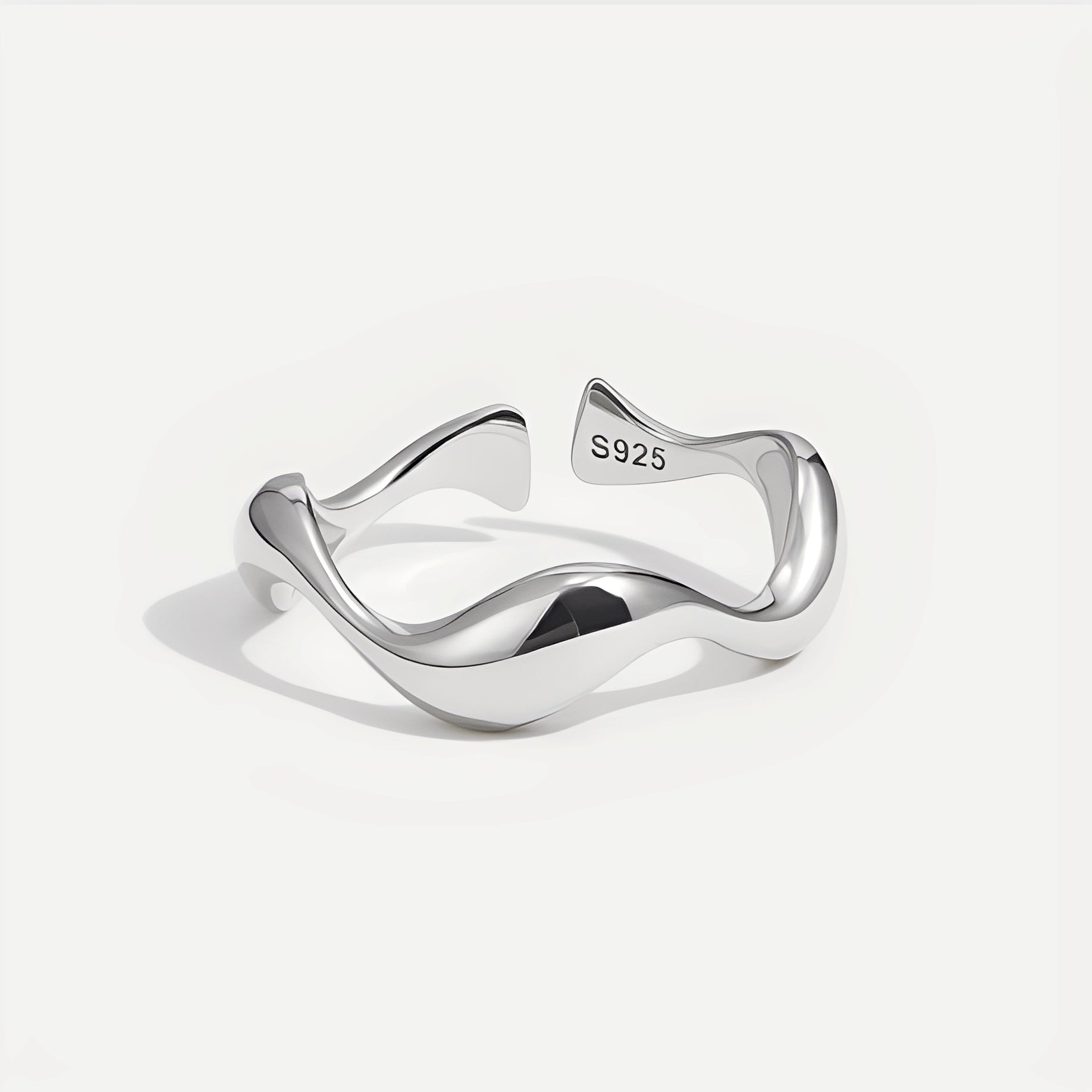 Ondine – Minimalistischer Wellenring
