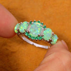Toni – Ring Grüner Opal & Smaragd
