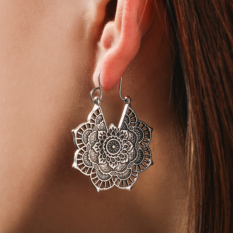 Sanya – Ohrringe Mandala der Lotusblume