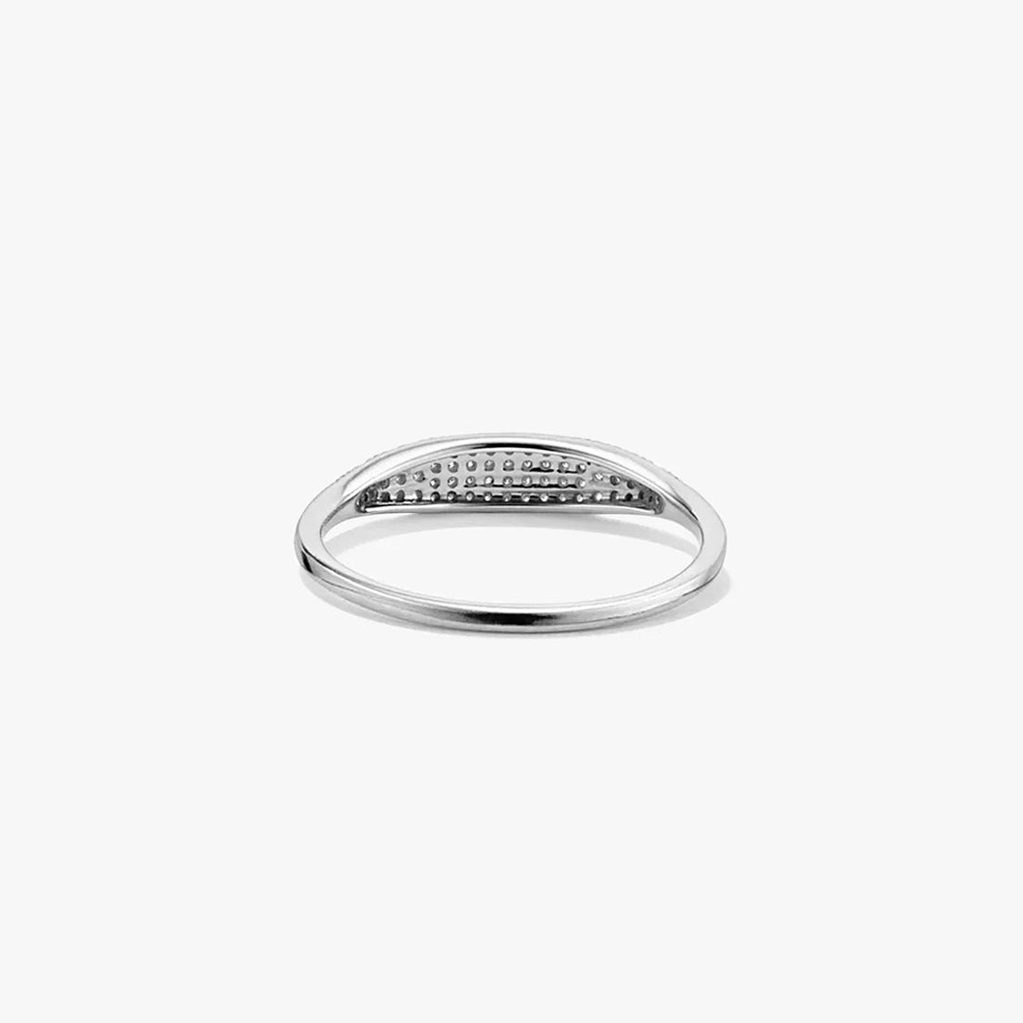 Damen Siegelring mit Pavé-Steinbesatz und klarer Ringsilhouette