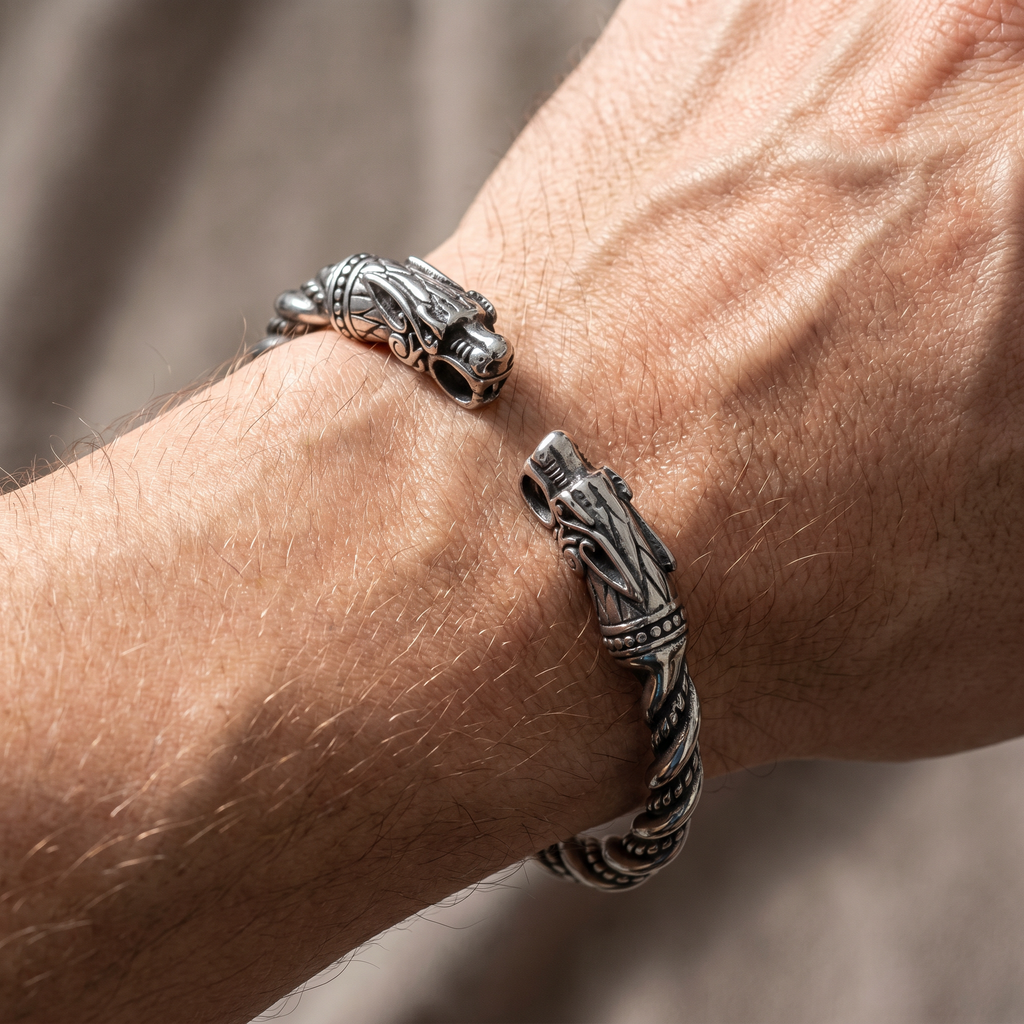 Bjorn – Geschmiedetes Wikinger Torque Armband