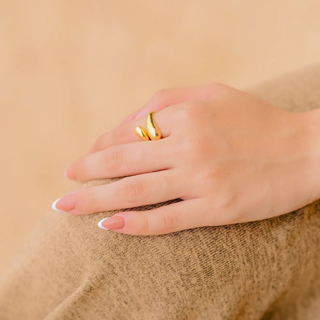 Cora – Ring Gold Minimalistisch Elegant
