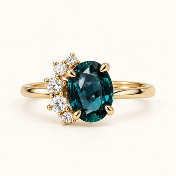 Damen Statement-Ring mit Ovalem Hauptstein und Asymmetrischen Steinakzenten