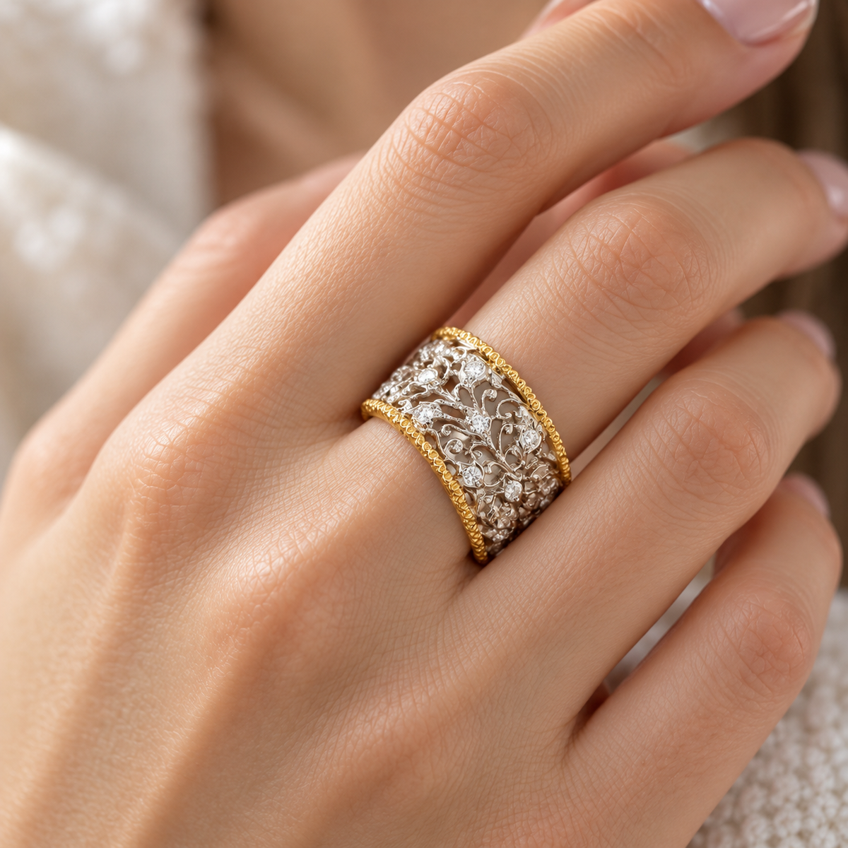 Damen Vintage-Ring mit Efeu-Motiv und Dekorativen Steinakzenten