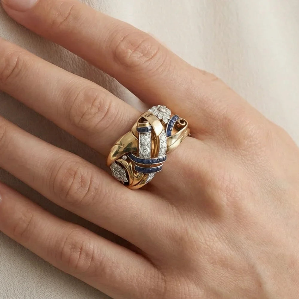 Damenring im Vintage-Stil mit dekorativen Steinakzenten