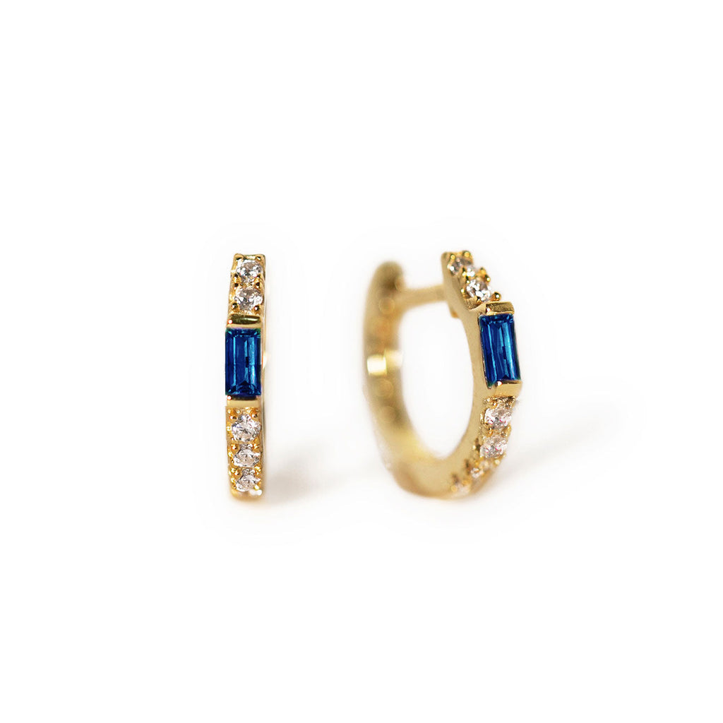 Baguette Huggie Ohrringe (Blauer Saphir)