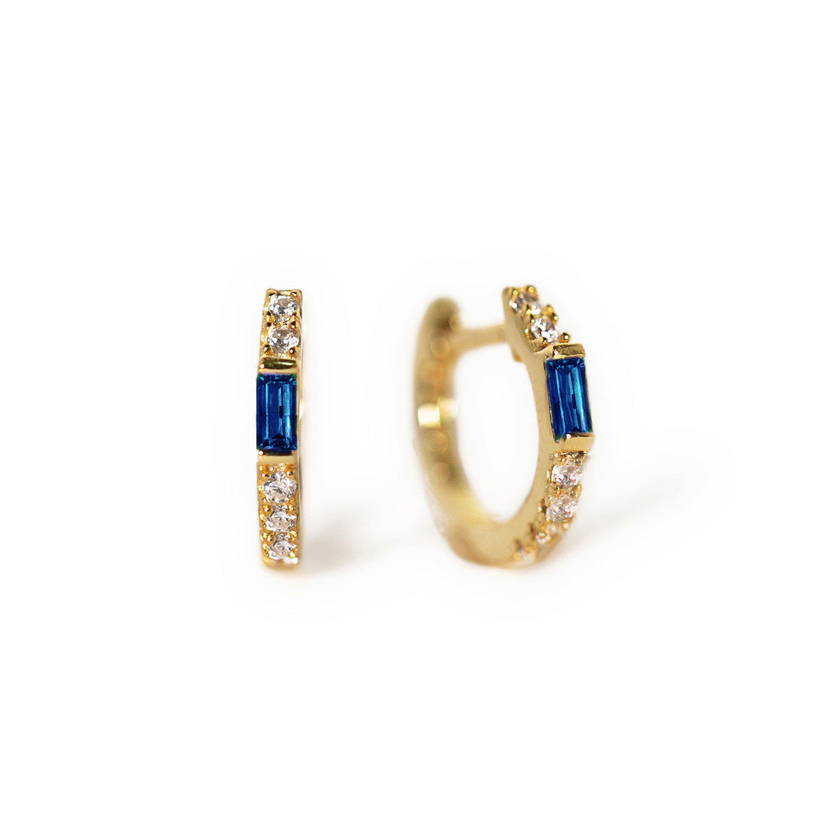 Baguette Huggie Ohrringe (Blauer Saphir)
