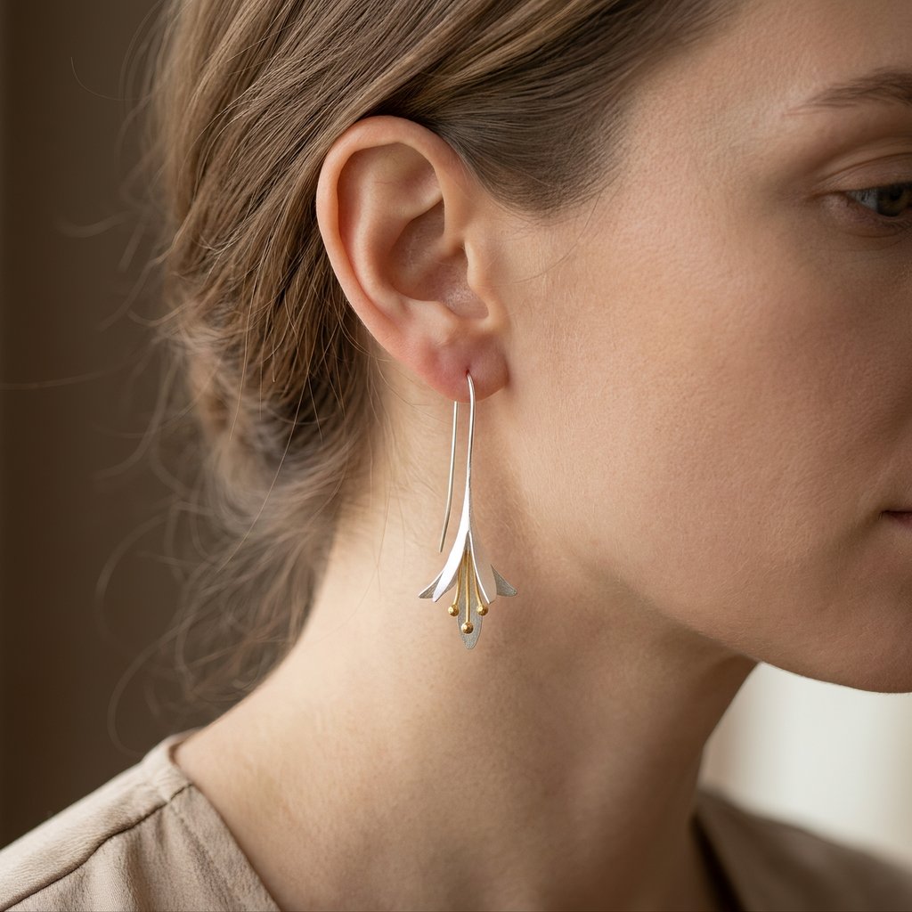 Lina – Blumenohrringe aus hochwertigem Metall