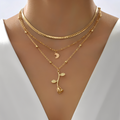 Sylvia – Anhänger-Halskette Rosa & Mond in Gold