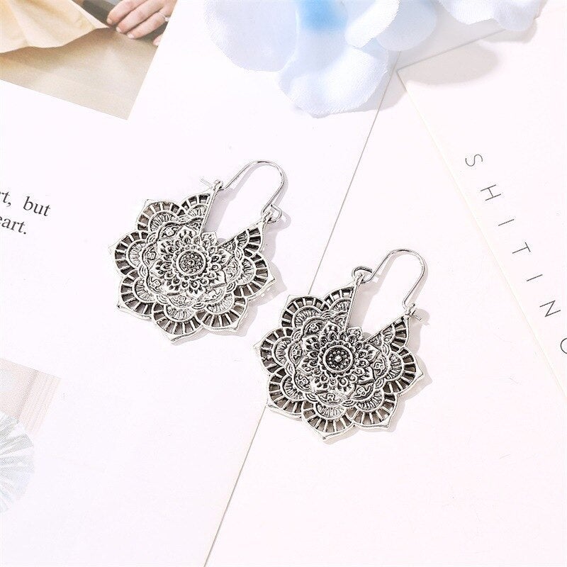 Sanya – Ohrringe Mandala der Lotusblume