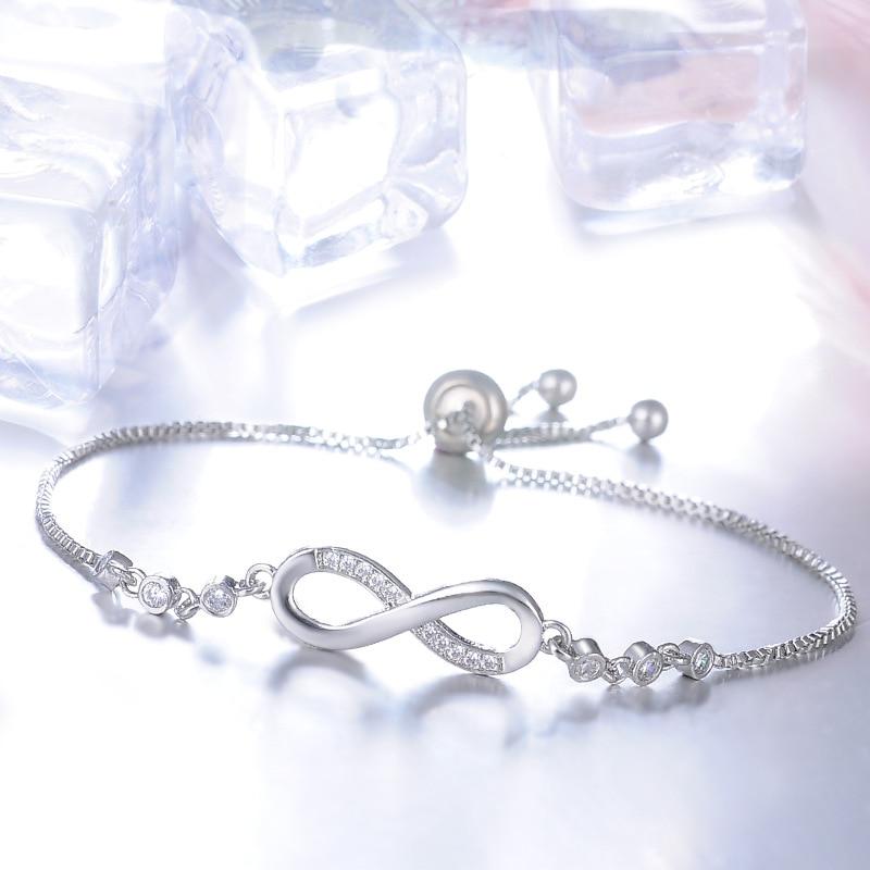 Megan – Verstellbares Unendlichkeit Armband aus Silber