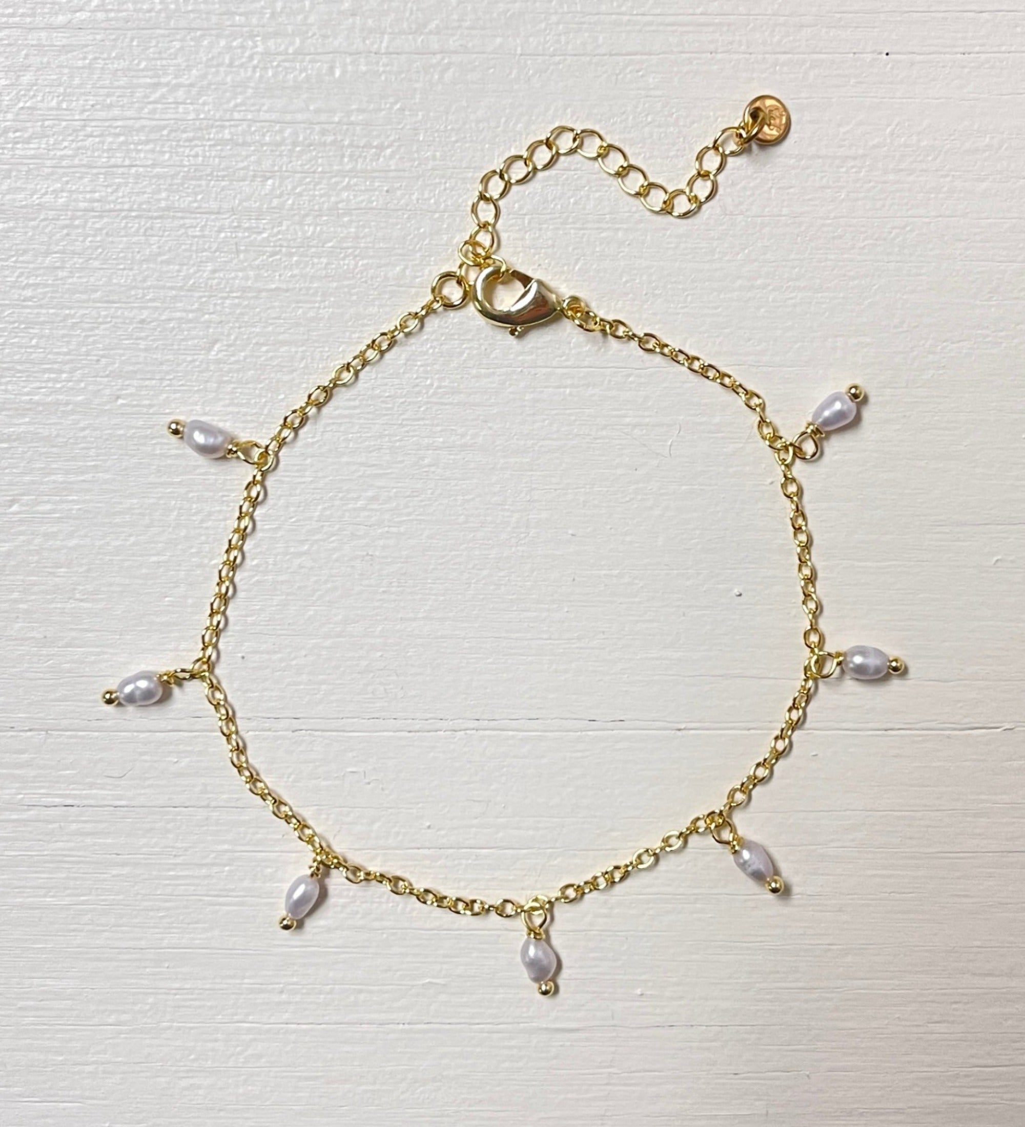 Goldene Kette für das Fußgelenk aus Süßwasserperlen
