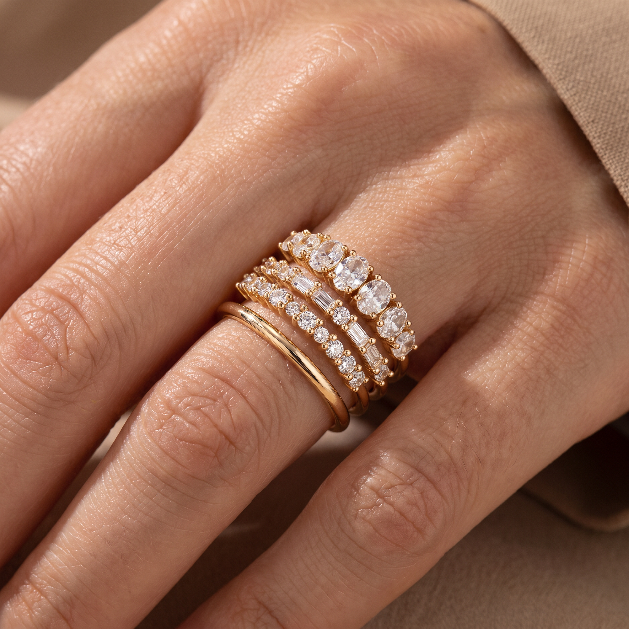 Elyna – Elegante Goldringe mit Zirkonsteinen