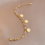 Maja – Einstellbares Armband mit Goldmünzen