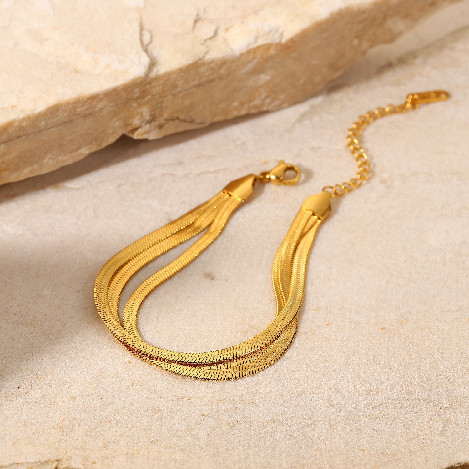 Abela - Fischgräten-Armband dreilagig