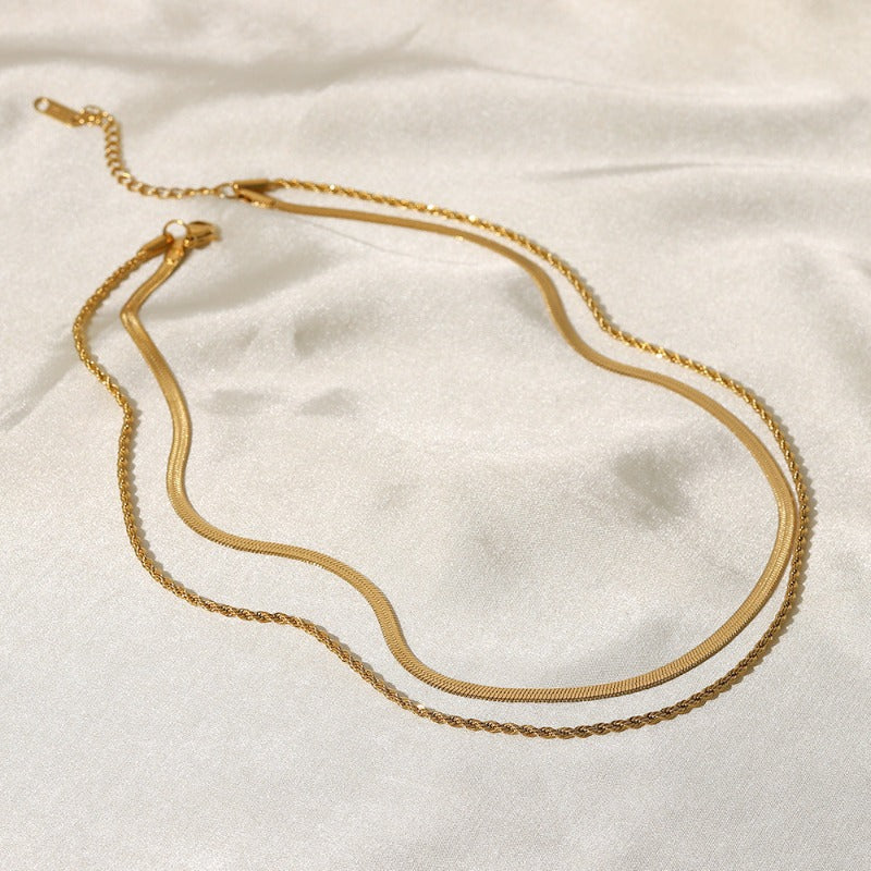 Nicole – Mehrlagige Goldene Halskette