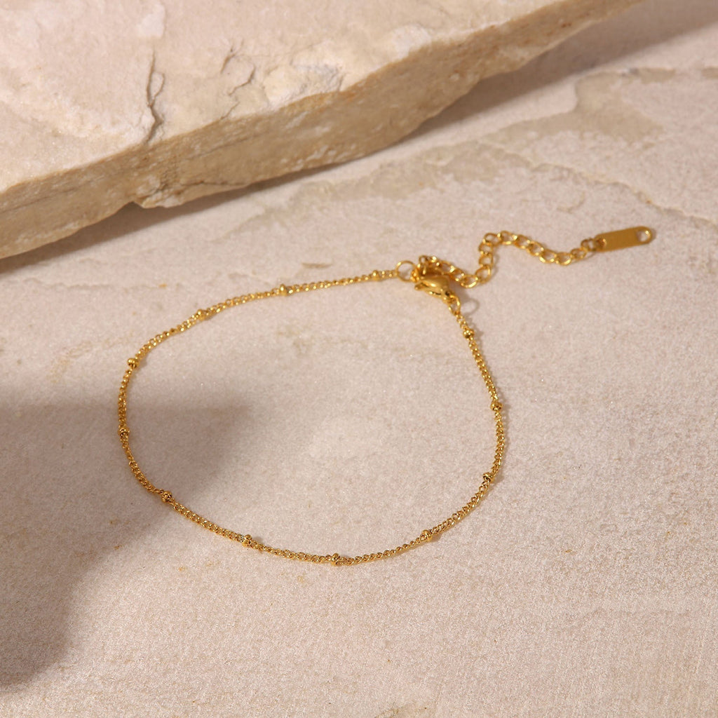 Wren – Stilvolle Goldkette Knöchelkette