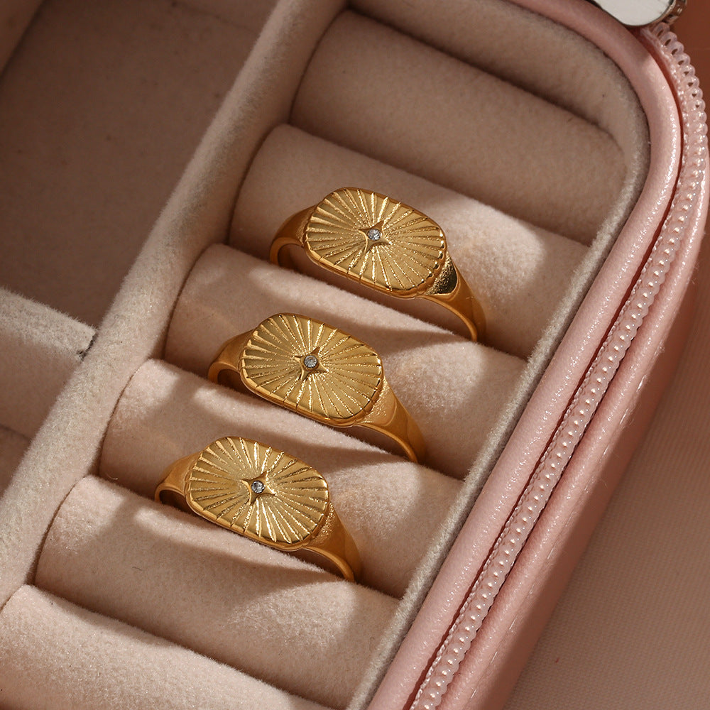 Aglaia - Gold Sonnenring