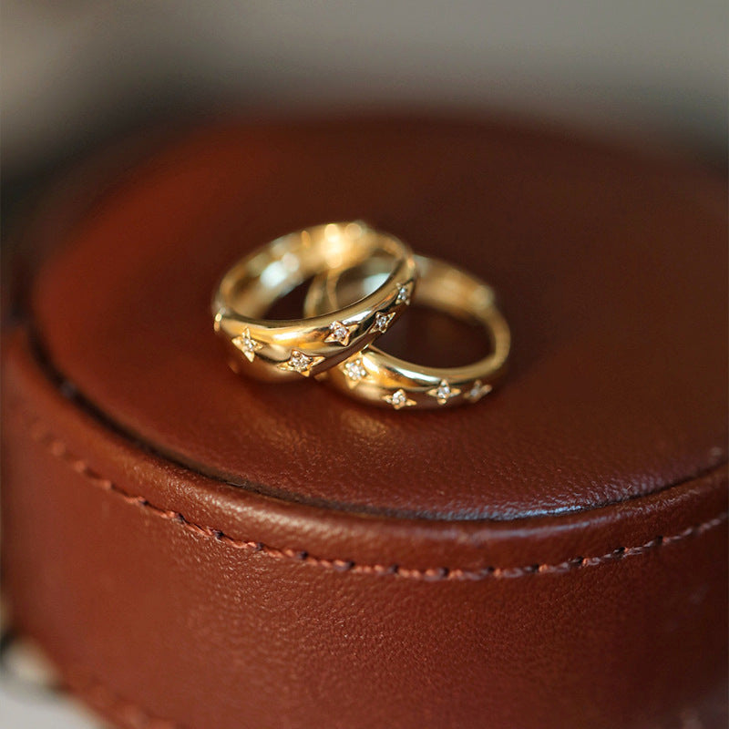Nori – Edle Ohrringe in Gold und Silber