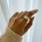 Nova - Glatter Muschelgoldring