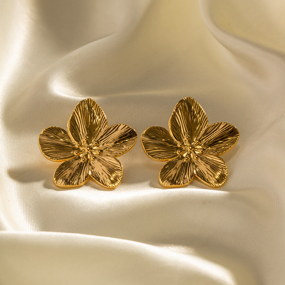 Allysa - Goldene Blumen-Ohrringe