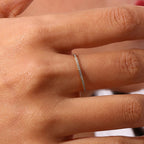 Zarra – Pavé-Ring aus leuchtendem Gold