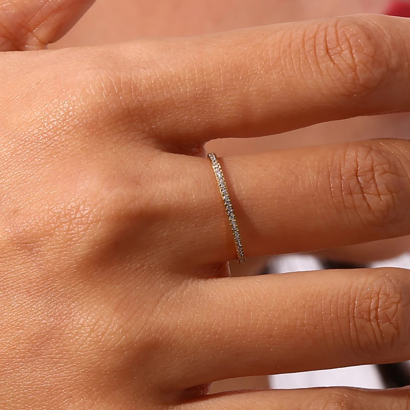 Zarra – Pavé-Ring aus leuchtendem Gold